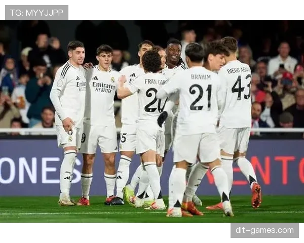 西甲争冠白热化：巴萨皇马激战榜首，马竞状态回升成搅局关键