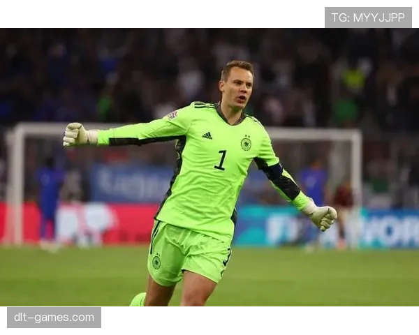 诺伊尔成长经历：从沙尔克04青训到拜仁慕尼黑门神